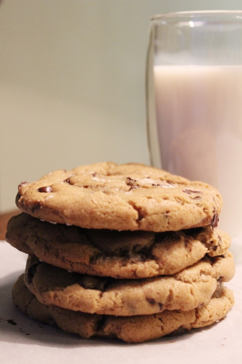 World's Best Chocolate Chip Cookie Recipe https://gustoandgrace.wordpress.com/2014/02/03/worlds-best-chocolate-chip-cookie-recipe