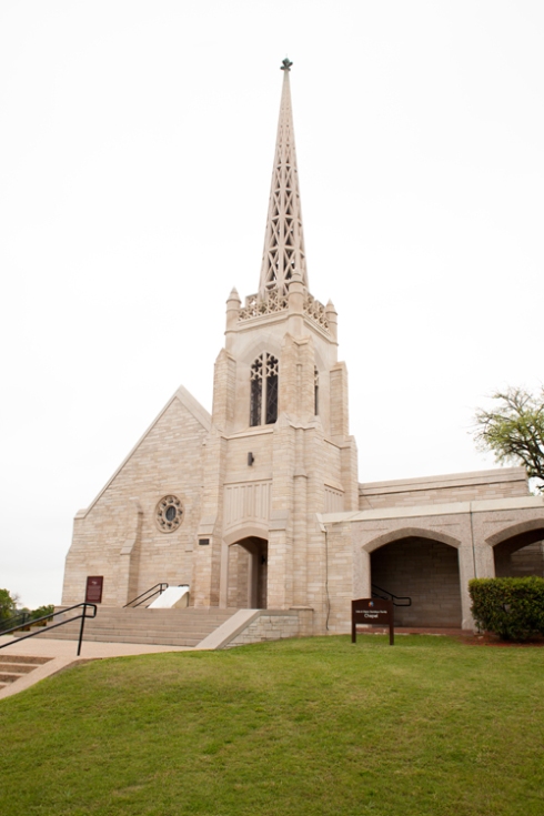 Bell Tower Chapel Fort Worth, Texas | www.gustoandgraceblog.com